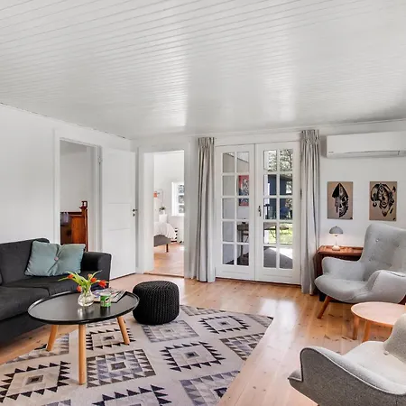 Dom wakacyjny 3 Bedroom Lovely In Nykobing Sj Nykøbing Sjælland